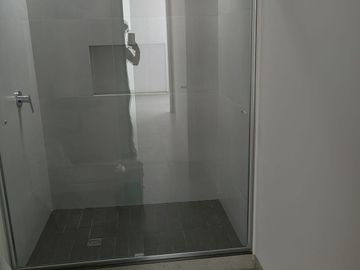 Se Vende Casa en Bio Grand Juriquilla, 3 Niveles, Roof Garden, de Lujo !!
