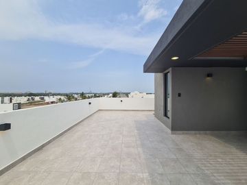 Casa en VENTA en LOMAS DEL DORADO