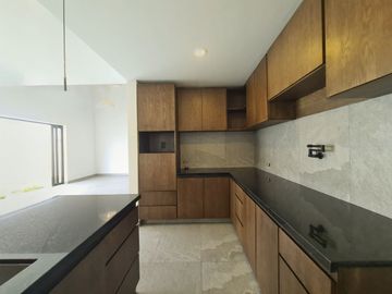 Casa en VENTA en LOMAS DEL DORADO