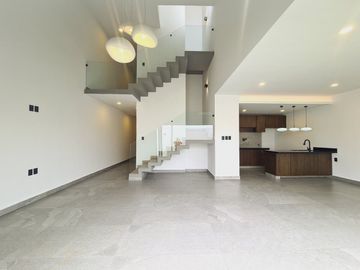 Casa en VENTA en LOMAS DEL DORADO
