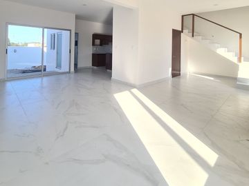 Casa en VENTA en LOMAS DEL DORADO