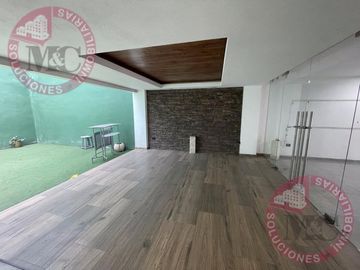 Casa de Lujo en Venta en Cerrada San Miguel, Aguascalientes