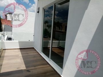 Casa de Lujo en Venta en Cerrada San Miguel, Aguascalientes