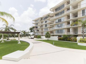 TAINA RESIDENCIAL, CUMBRES