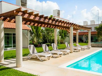 Casa en venta en Playa del Carmen con piscina 3 habitaciones