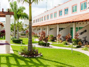 Casa en venta en Playa del Carmen con piscina 3 habitaciones