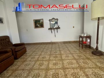 VENTA - DEPARTAMENTO 3 AMBIENTES - FLORES