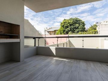 Venta departamento Monoambiente Divisible- Patio