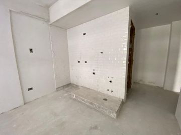 U$D 75.000 y cuotas, obra avanzada z/Alto Palermo