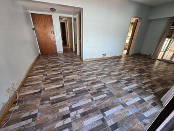 VENTA DEPTO 3 AMBIENTES CON DOS PATIOS Y BALCON
