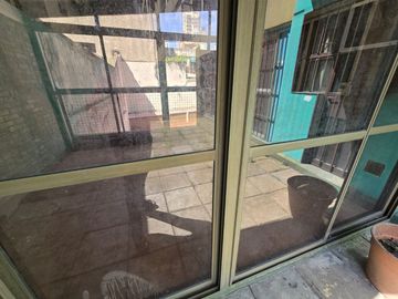 VENTA DEPTO 3 AMBIENTES CON DOS PATIOS Y BALCON