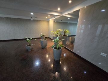 VENTA DEPTO 3 AMBIENTES CON DOS PATIOS Y BALCON