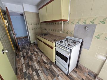 VENTA DEPTO 3 AMBIENTES CON DOS PATIOS Y BALCON