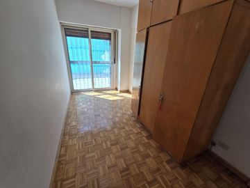 VENTA DEPTO 3 AMBIENTES CON DOS PATIOS Y BALCON