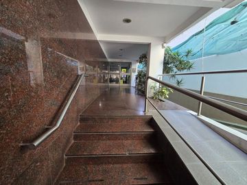 VENTA DEPTO 3 AMBIENTES CON DOS PATIOS Y BALCON