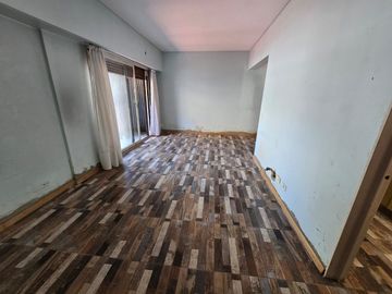 VENTA DEPTO 3 AMBIENTES CON DOS PATIOS Y BALCON