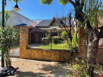 VENTA CASA 4 AMBIENTES SAN FERNANDO apta credito