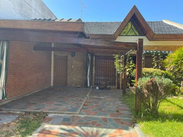 VENTA CASA 4 AMBIENTES SAN FERNANDO apta credito