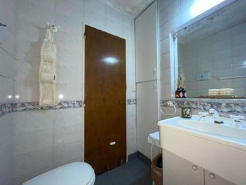 DEPTO. EN VENTA 3 AMBTES.C/DEPEND-75 M2.AVELLANEDA