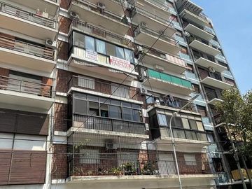 DEPTO. EN VENTA 3 AMBTES.C/DEPEND-75 M2.AVELLANEDA