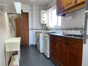 DEPTO. EN VENTA 3 AMBTES.C/DEPEND-75 M2.AVELLANEDA