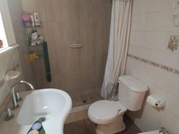 CASA 3 DORM,PISCINA,QUINCHO VISTALBA