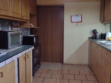CASA 3 DORM,PISCINA,QUINCHO VISTALBA