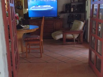 CASA 3 DORM,PISCINA,QUINCHO VISTALBA