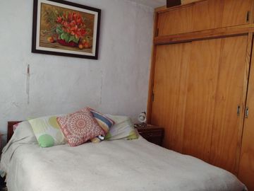 CASA 3 DORM,PISCINA,QUINCHO VISTALBA