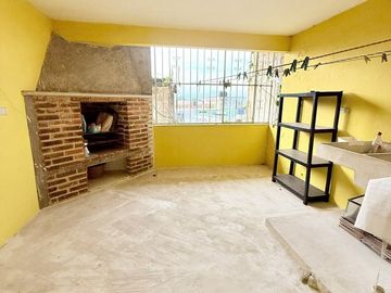 Casa en venta en Arboledas del Sumidero con habitación en Planta baja