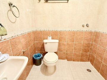Casa en venta en Arboledas del Sumidero con habitación en Planta baja