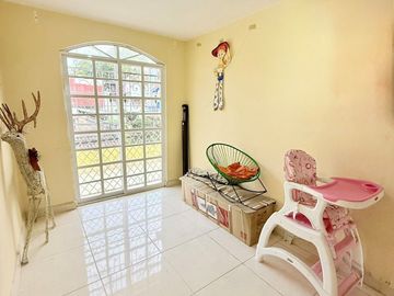 Casa en venta en Arboledas del Sumidero con habitación en Planta baja