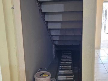 SE VENDE casa de dos pisos 3 recamaras en Quinta del Rey