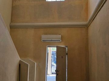 SE VENDE casa de dos pisos 3 recamaras en Quinta del Rey
