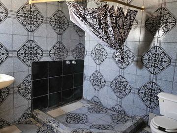 SE VENDE casa de dos pisos 3 recamaras en Quinta del Rey