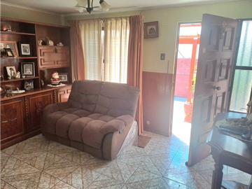 SE VENDE CASA EN VILLA ALEMANA