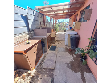 SE VENDE CASA EN VILLA ALEMANA