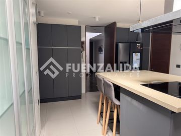 Casa en Venta en Álvaro Casanova, La Reina Alta, La Reina, RM (Metropolitana)