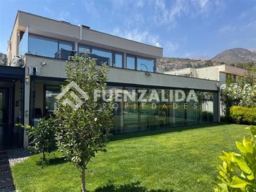 Casa en Venta en Álvaro Casanova, La Reina Alta, La Reina, RM (Metropolitana)