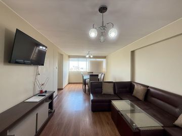 DEPARTAMENTO EN VALLE HERMOSO SEMI NUEVO DE 3 HABITACIONES Y DOBLE COCHERA
