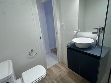 Venta dos ambientes al frente con balcon, Centro Mar del Plata