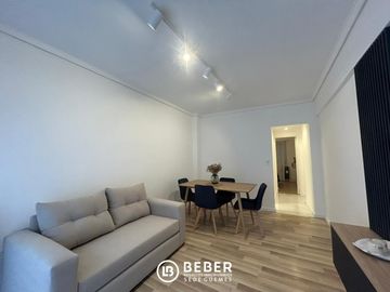 Venta dos ambientes al frente con balcon, Centro Mar del Plata