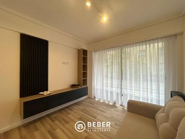 Venta dos ambientes al frente con balcon, Centro Mar del Plata