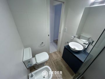 Venta dos ambientes al frente con balcon, Centro Mar del Plata