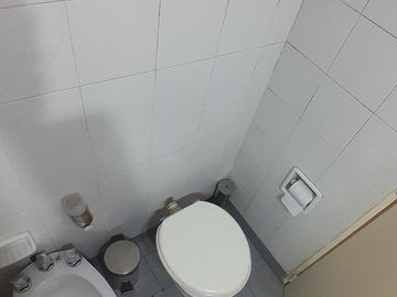 Departamento en venta de dos ambientes con patio - Almagro