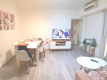 Departamento en venta de dos ambientes con patio - Almagro