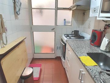 Departamento en venta de dos ambientes con patio - Almagro