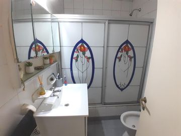 Departamento en venta de dos ambientes con patio - Almagro