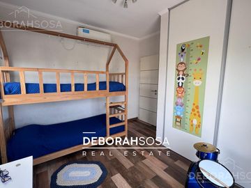 Casa en Venta 6 Ambientes al Lago con Pileta y Muelle - Zona Norte Escobar El Cantón