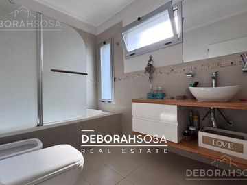 Casa en Venta 6 Ambientes al Lago con Pileta y Muelle - Zona Norte Escobar El Cantón